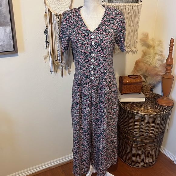 Vintage 80’s Floral Print Romper/ Zipper Backside Closure/ Size Small - Picture 3 of 12